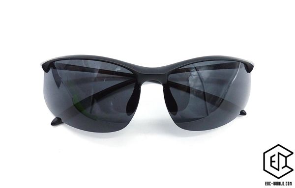 Sonnenbrille polarisiert, schwarz, mit Aufbewahrungsbeutel